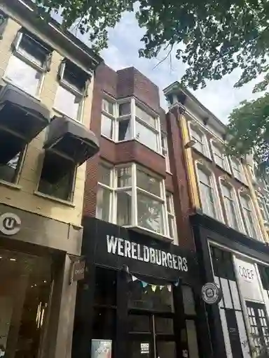 118m2 apartment to rent for 2150€/month in Akerkhof, Groningen
