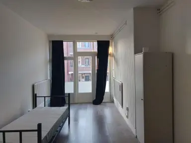 80m2 Camera in affitto per 950€/mese a Vreeswijkstraat, The Hague