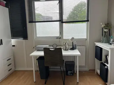 10m2 Kamer te huur voor 645€/maand in Stroveer, Rotterdam