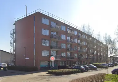 48m2 apartment to rent for 713.02€/month in Burgplantsoen 121, Heerhugowaard