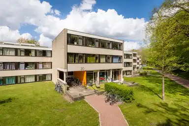 28m2 Zimmer zur Miete für 359.39€/Monat in Calslaan 32, Enschede