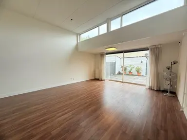 153m2 house to rent for 3800€/month in Louis Couperussingel, Amstelveen