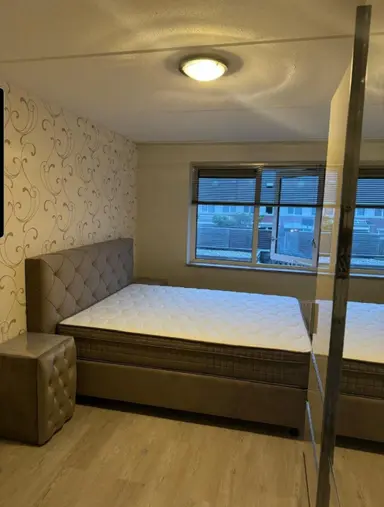 15m2 Kamer te huur voor 900€/maand in Staverenstraat, Almere