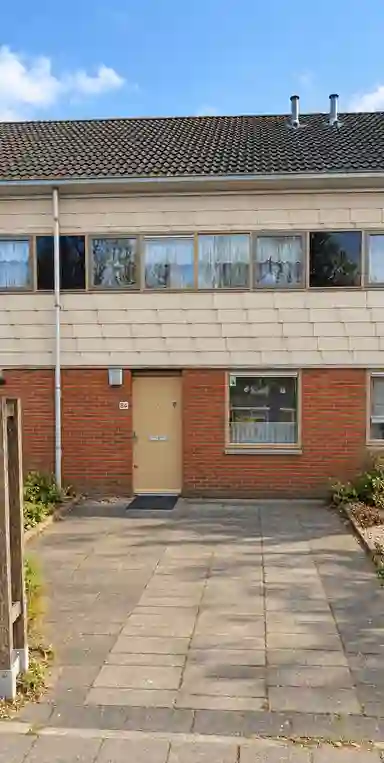 63m2 Appartement te huur voor 1399€/maand in Hendrick Avercampstraat, Almere