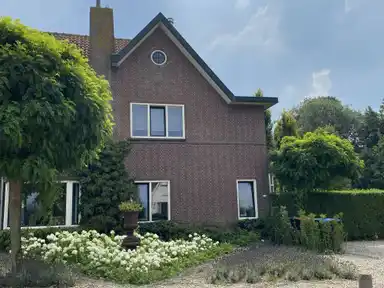100m2 house to rent for 1800€/month in Dorpsweg, Hoornaar