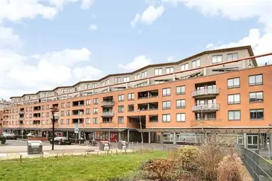 66m2 Appartement à louer pour 2350€/mois à Belgiëplein, Amsterdam