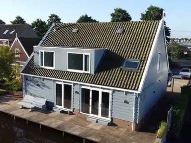 123m2 maison à louer pour 3950€/mois à Osdorperweg, Amsterdam