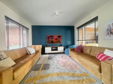 180m2 house to rent for 3795€/month in Burchtmuur 20, Houten