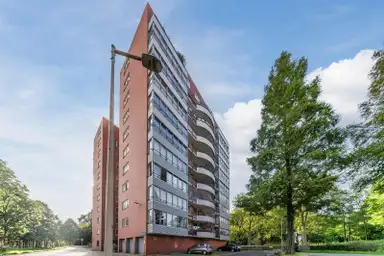 93m2 flat to rent for 2250€/month in Cornelis van Rijplantsoen, Amsterdam