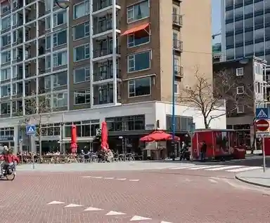 75m2 flat to rent for 890€/month in Schiedamse Vest 14, Rotterdam