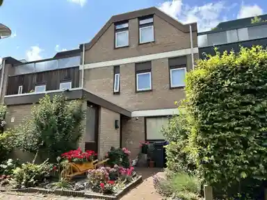 180m2 huis te huur voor 3700€/maand in Turfschip 105, Amstelveen