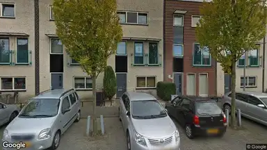 140m2 house to rent for 1475€/month in Havenpoort, Nieuw-Vennep