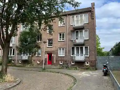 m2 Appartement à louer pour 713.02€/mois à Burgemeester van Oppenstraat 8C, Maastricht