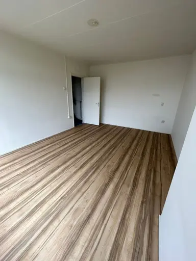 m2 Appartement te huur voor 323.45€/maand in Jan Thijssenstraat 16, Vlaardingen