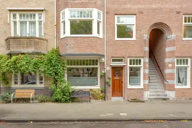 80m2 flat to rent for 2750€/month in Van Tuyll van Serooskerkenweg 106, Amsterdam