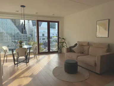75.6m2 apartment to rent for 2680€/month in Winthontstraat 40, Amsterdam