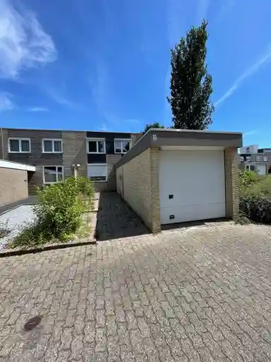 104m2 huis te huur voor 1600€/maand in De Maar 11, Landgraaf