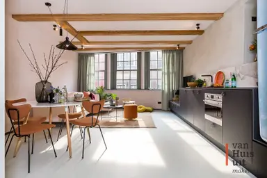 63m2 apartment to rent for 2850€/month in Warmoesstraat 44, Amsterdam
