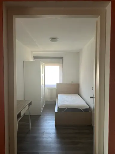 18m2 Chambre à louer pour 800€/mois à Olof Palmehof, Almere