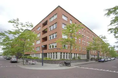 132m2 apartment to rent for 2865€/month in Eosstraat 31, Amsterdam