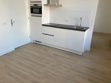 27m2 Appartement te huur voor 938€/maand in Willem II-straat 23-01, Tilburg