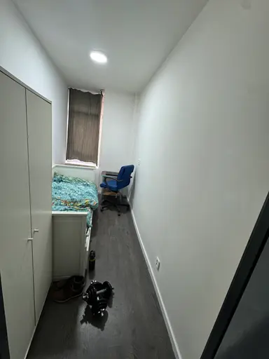 8m2 Chambre à louer pour 700€/mois à Hilledijk, Rotterdam