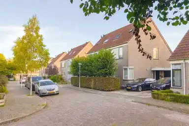 115m2 house to rent for 2100€/month in Haagwindelaan, Oosthuizen