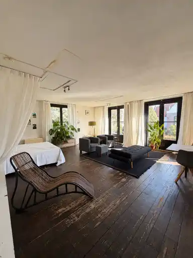 70m2 Appartement à louer pour 2100€/mois à Bloemendaalseweg, Bloemendaal