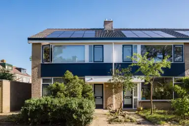 128m2 maison à louer pour 1420€/mois à Couwenhoven 4617, Zeist