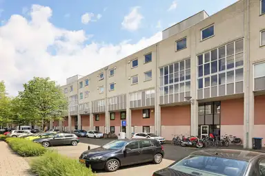 95m2 apartment to rent for 1950€/month in Aartsbisschop Romerostraat 123, Utrecht