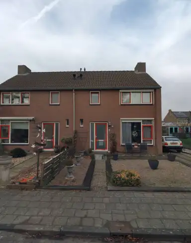 87m2 house to rent for 764.14€/month in Romke van Damwei 10, Tijnje