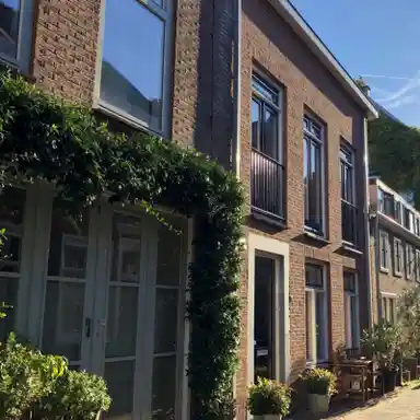 92m2 Haus zur Miete für 3400€/Monat in Lange Annastraat 2, Haarlem