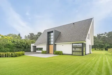 310m2 house to rent for 4500€/month in Heimolen, Bergen op Zoom