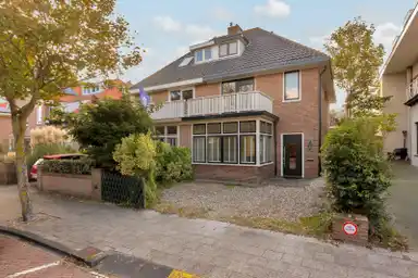 139m2 huis te huur voor 3499€/maand in Brederodestraat, Zandvoort