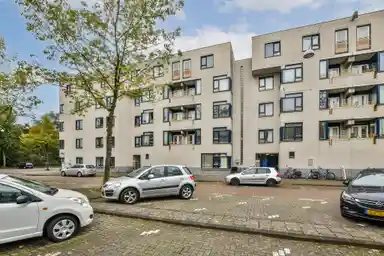 70m2 Appartement à louer pour 2350€/mois à Barbusselaan 390, Amsterdam