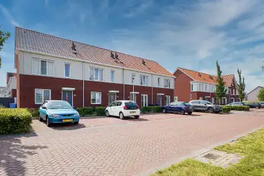 118m2 house to rent for 1820€/month in Vossenzoom 232, Pijnacker