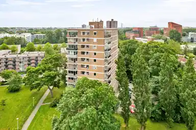 90m2 apartment to rent for 1720€/month in Hendrinaland 50, The Hague