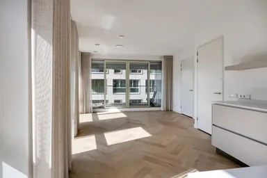 84m2 Wohnung zur Miete für 2450€/Monat in Deken van Somerenstraat, Eindhoven