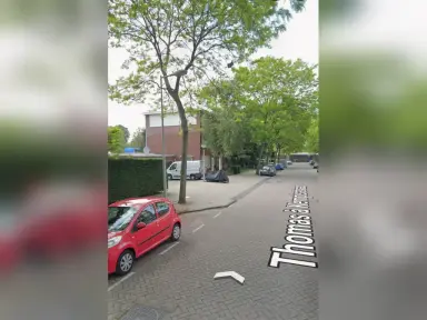85m2 apartment to rent for 750€/month in Thomas à Kempisstraat, Amsterdam
