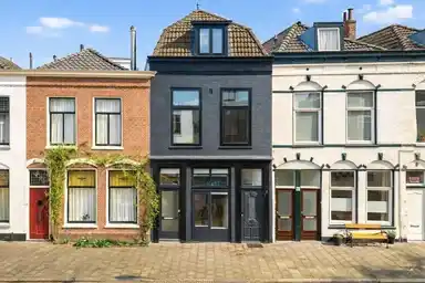 87m2 apartment to rent for 2300€/month in Maredijk, Leiden