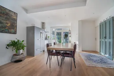 92m2 apartment to rent for 2350€/month in Loudonstraat 71, The Hague