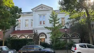 189m2 flat to rent for 4000€/month in Hoflaan, Rotterdam
