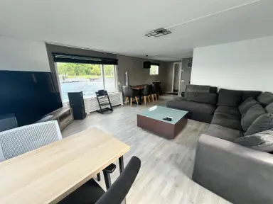 20m2 monolocale in affitto per 2600€/mese a Oude Haagseweg, Amsterdam
