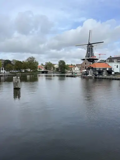 60m2 apartment to rent for 2450€/month in Koudenhorn, Haarlem