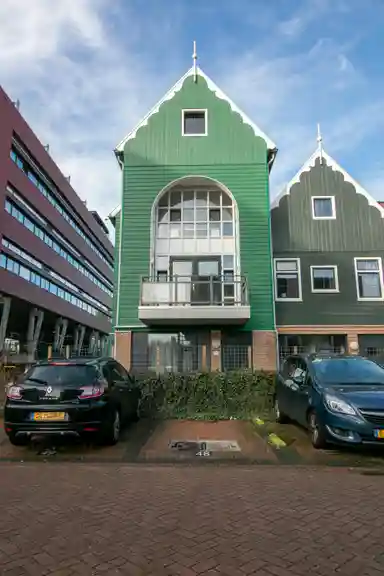 124m2 house to rent for 1900€/month in Letterhout 77, Zaandam