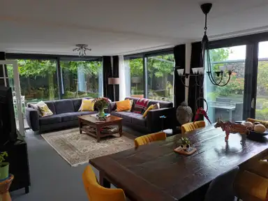 112m2 maison à louer pour 2300€/mois à Wittemstraat, Tilburg