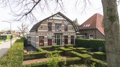 130m2 apartment to rent for 1596€/month in Arnhemseweg, Apeldoorn