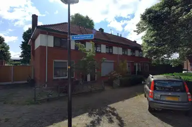 m2 house to rent for 713.02€/month in Amaliastraat 6, Hengelo