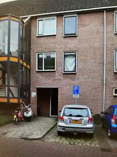 154m2 apartment to rent for 932.93€/month in Bagijnenland 31, Zutphen