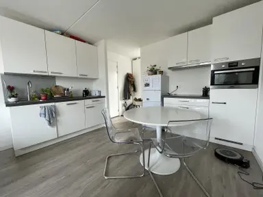 36m2 Appartement à louer pour 1095€/mois à Dorpstraat, Maastricht
